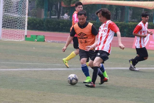 季后赛抗尼英雄留队！老鹰仅用1年2100万就留住CJ 获评A级操作